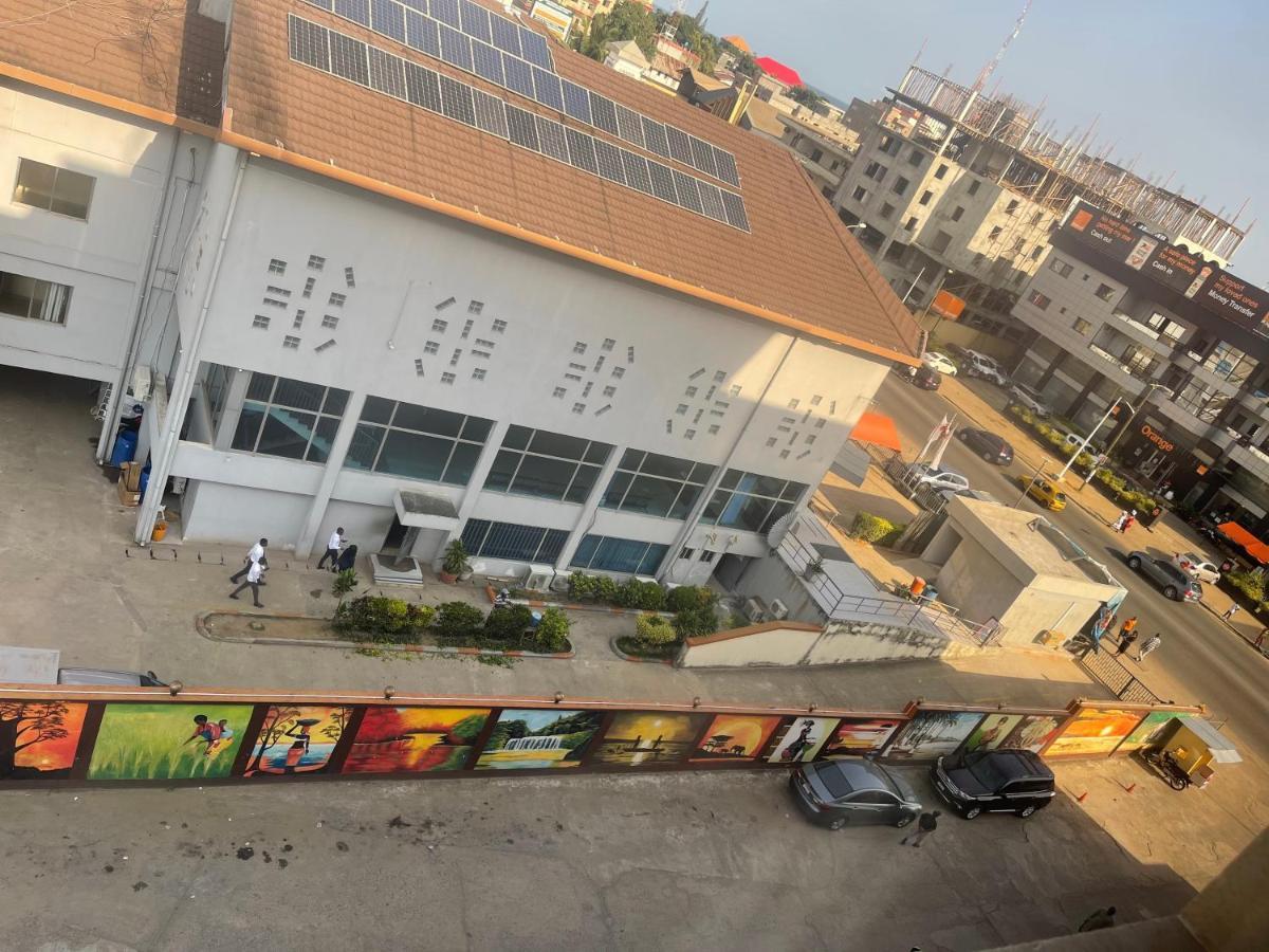 Boulevard Palace Hotel Monrovia Kültér fotó