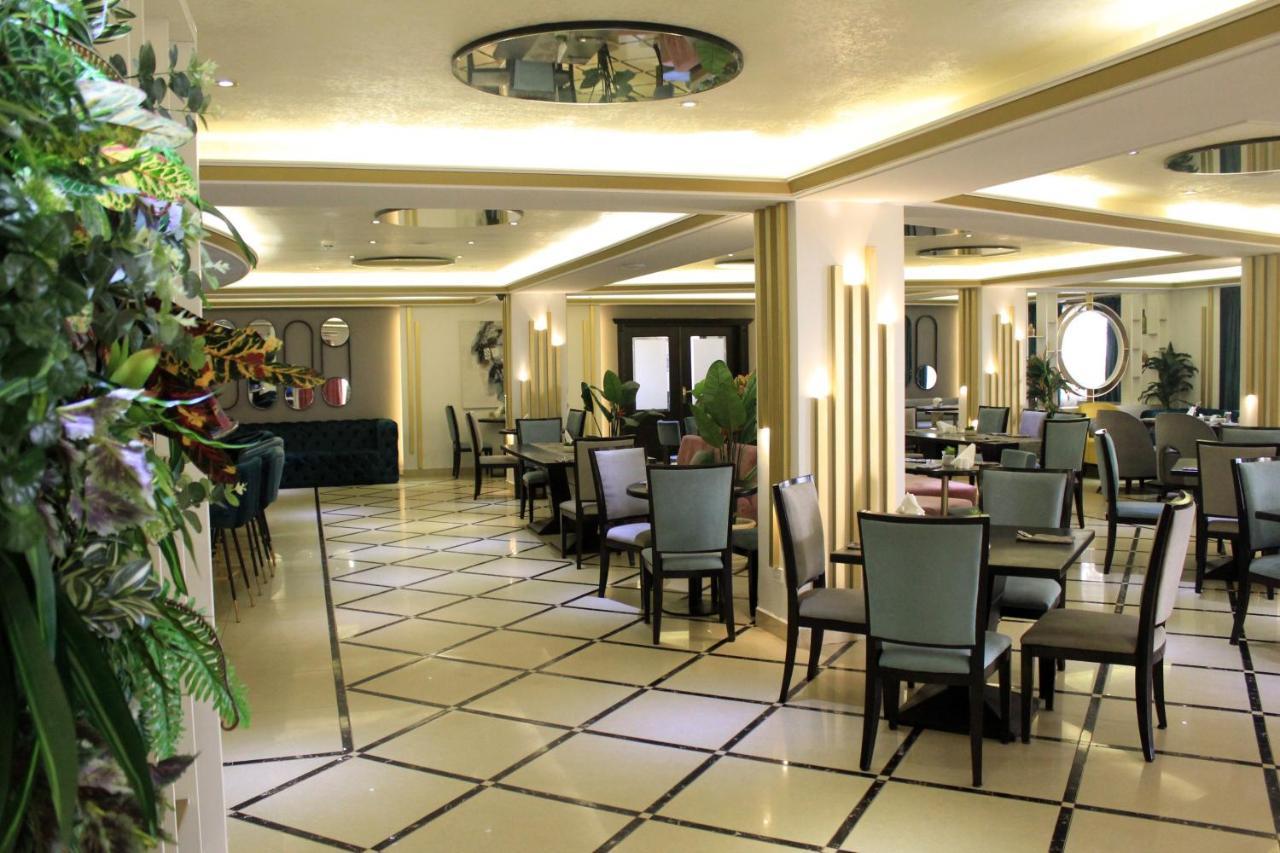 Boulevard Palace Hotel Monrovia Kültér fotó