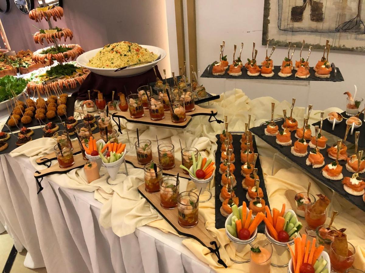 Boulevard Palace Hotel Monrovia Kültér fotó